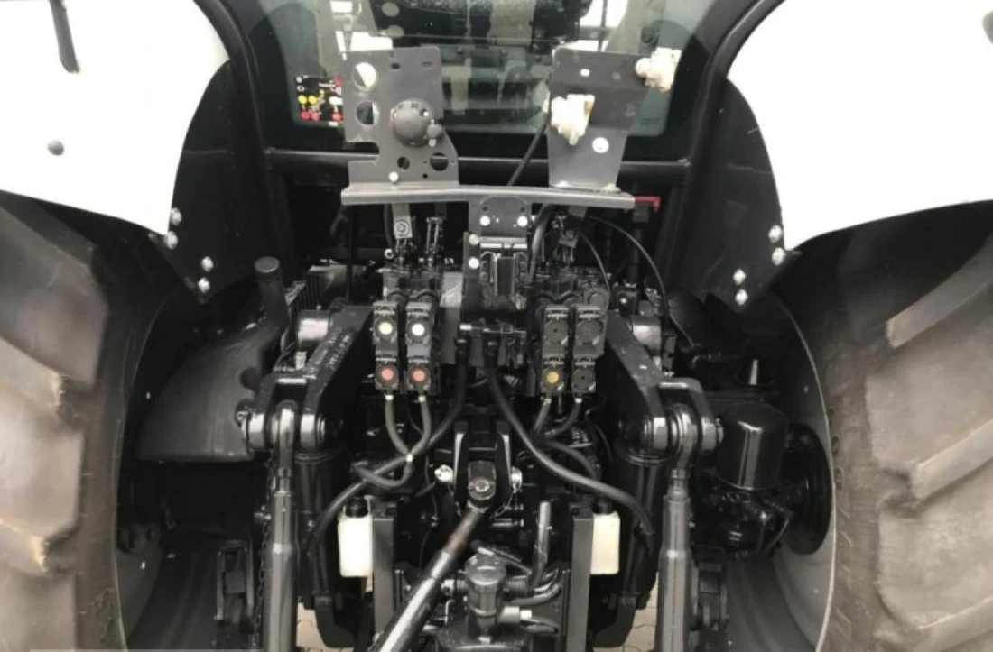 Lamborghini R6.135 DCR V4 2011 – Image 6