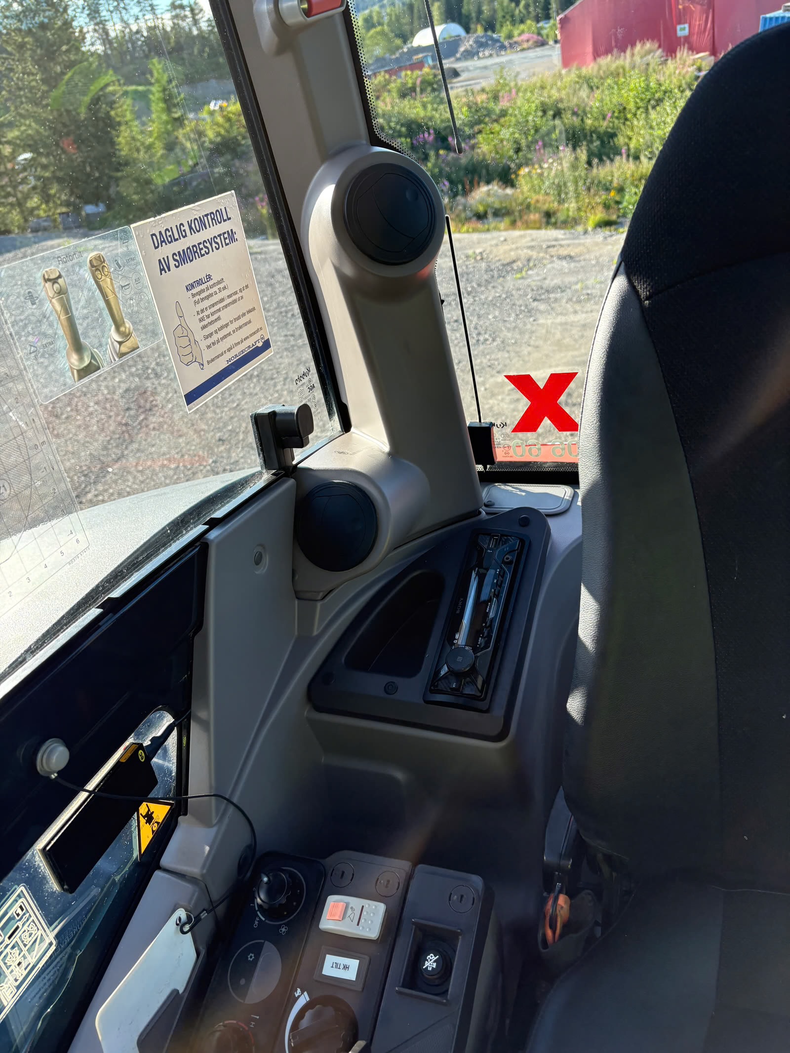 Kubota KX 060-5 – Image 13