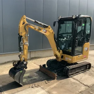 Caterpillar 301.8 - 1,8T + 2 GODETS