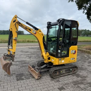 Caterpillar 301.6 / attache rapide hydraulique