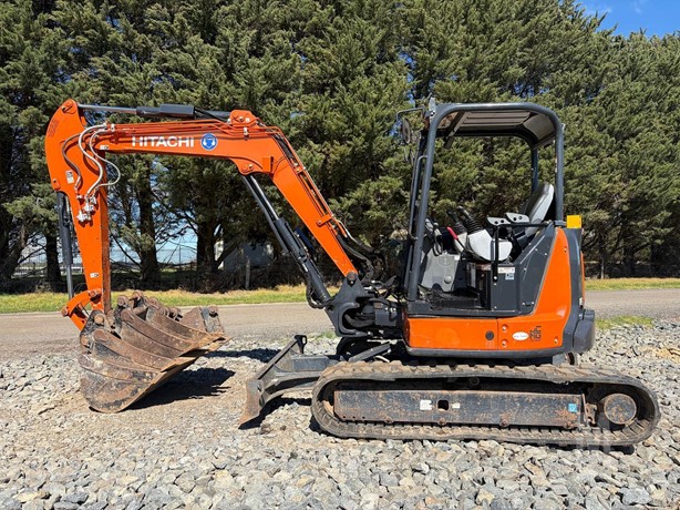 Hitachi ZX55U-5A + 3 GODETS