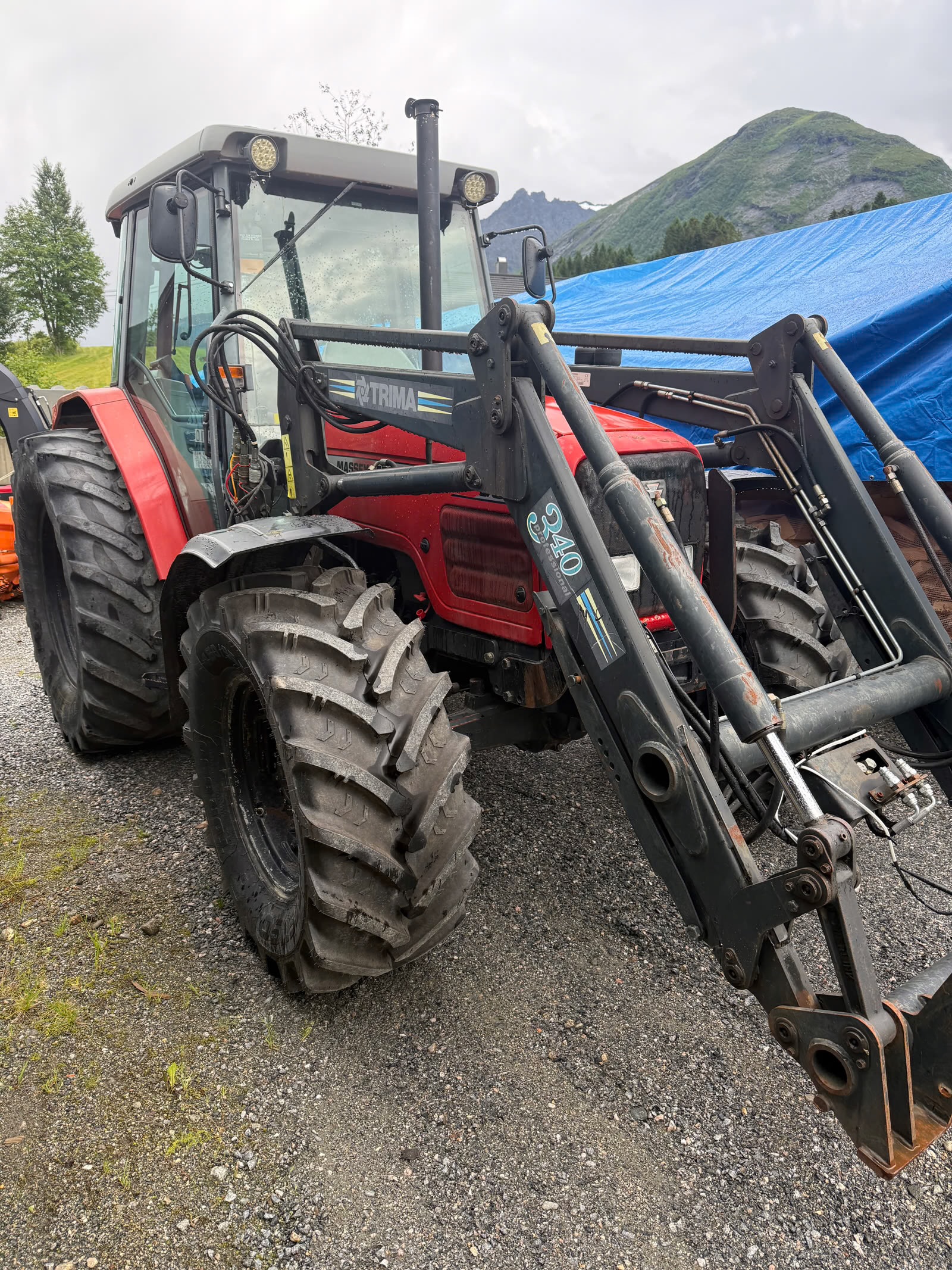 Massey Ferguson 4255 – Image 2