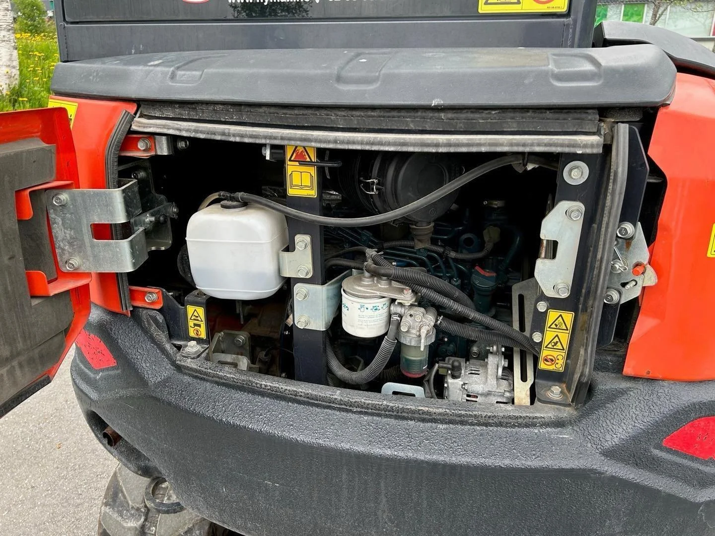 Kubota U27-4 + 3 GODETS+ ATTACHE ROTATIVE INCLINABLE – Image 11
