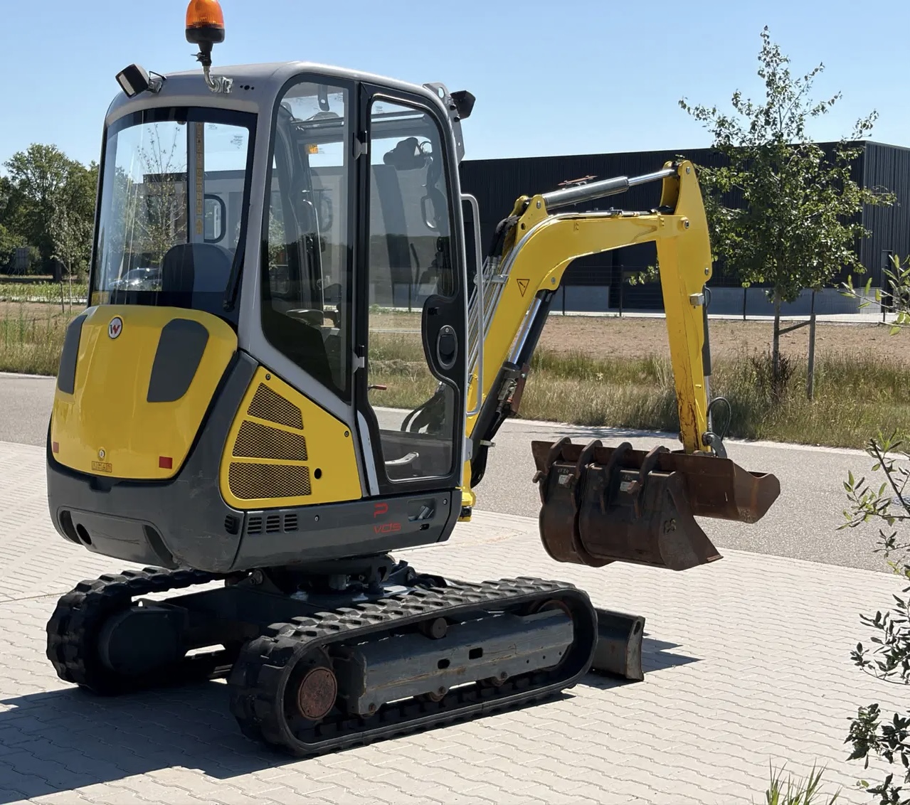 WACKER NEUSON ET24 - 3 GODETS – Image 10