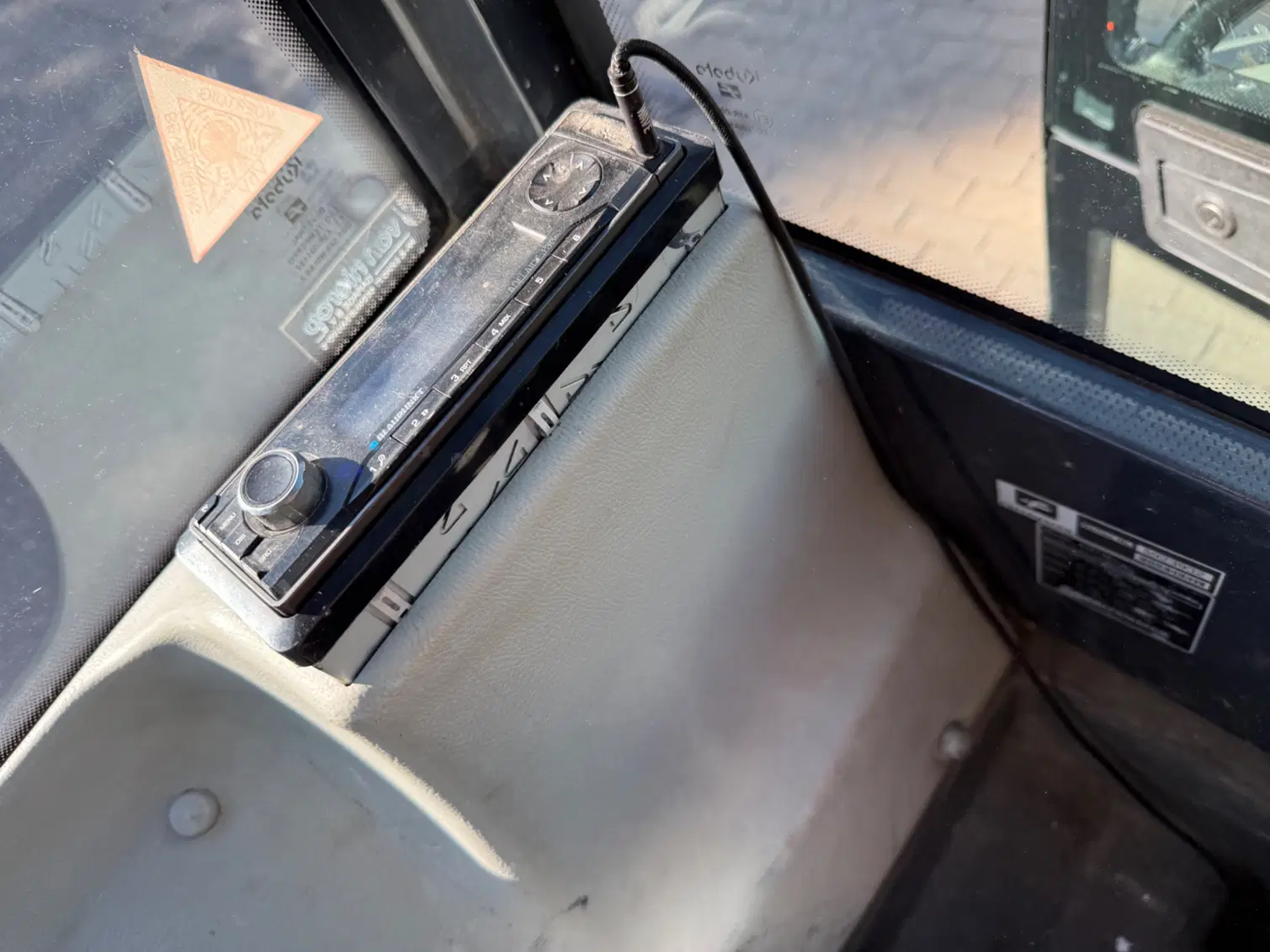 Kubota KX016-4 + 3 GODETS – Image 9