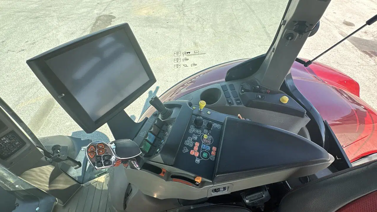 Case IH Optum 270 CVX – 2019 – Image 16