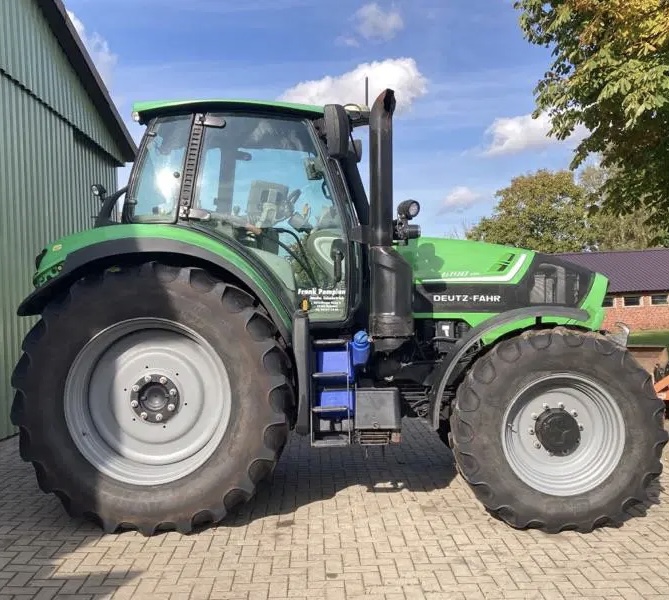 Deutz-Fahr Agrotron 6190 TTV Black Weeks - 2014 – Image 2