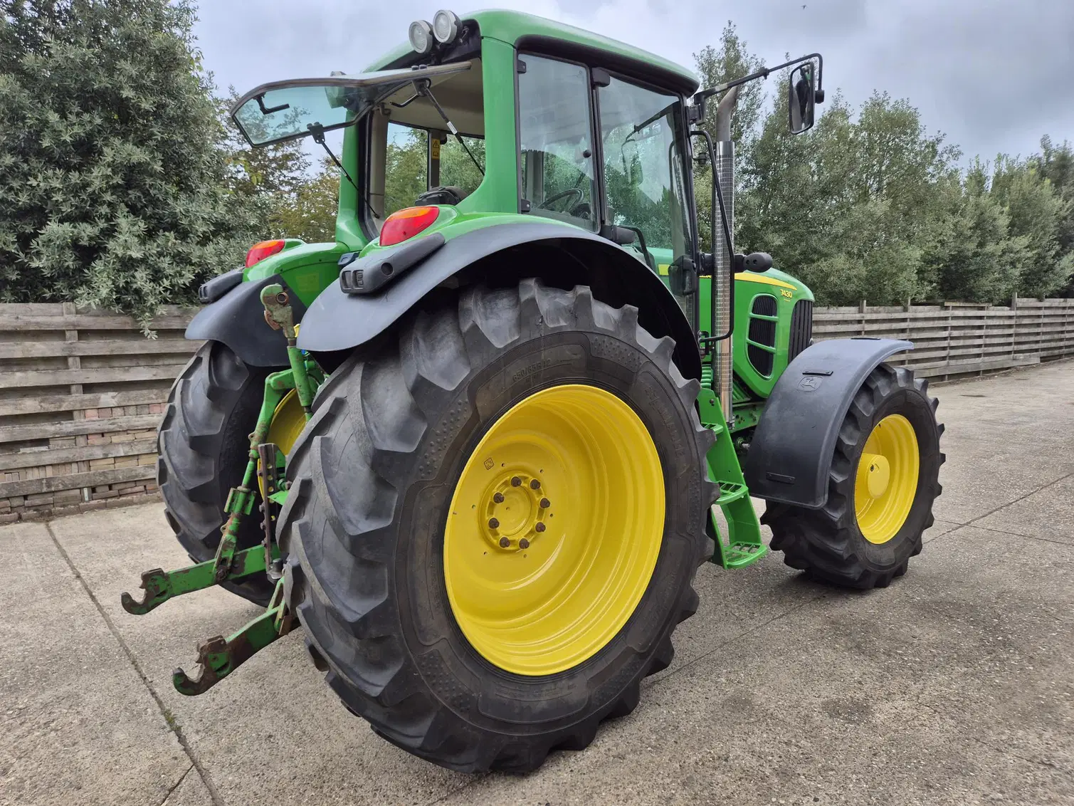 John Deere 7430 Premium 50 km/h AutoQuad freins pneumatiques – Image 4