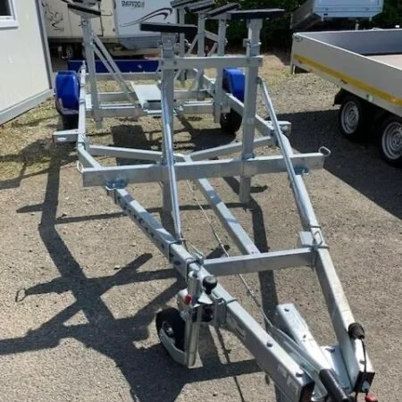 Porte Voilier Galaxy – G1260V / GS16V – Ptac : 1600KG